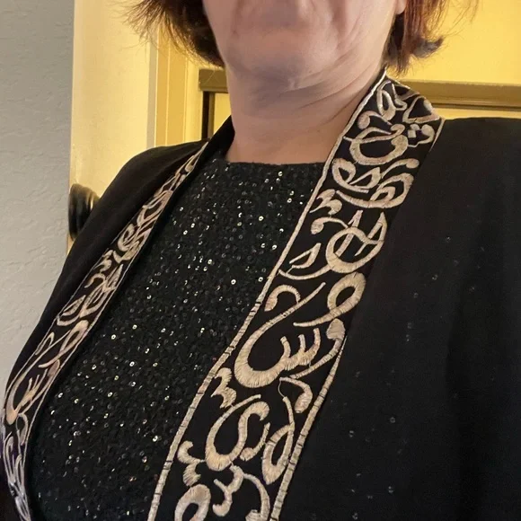 Arabic calligraphy abaya size large - Picture 4 of 5